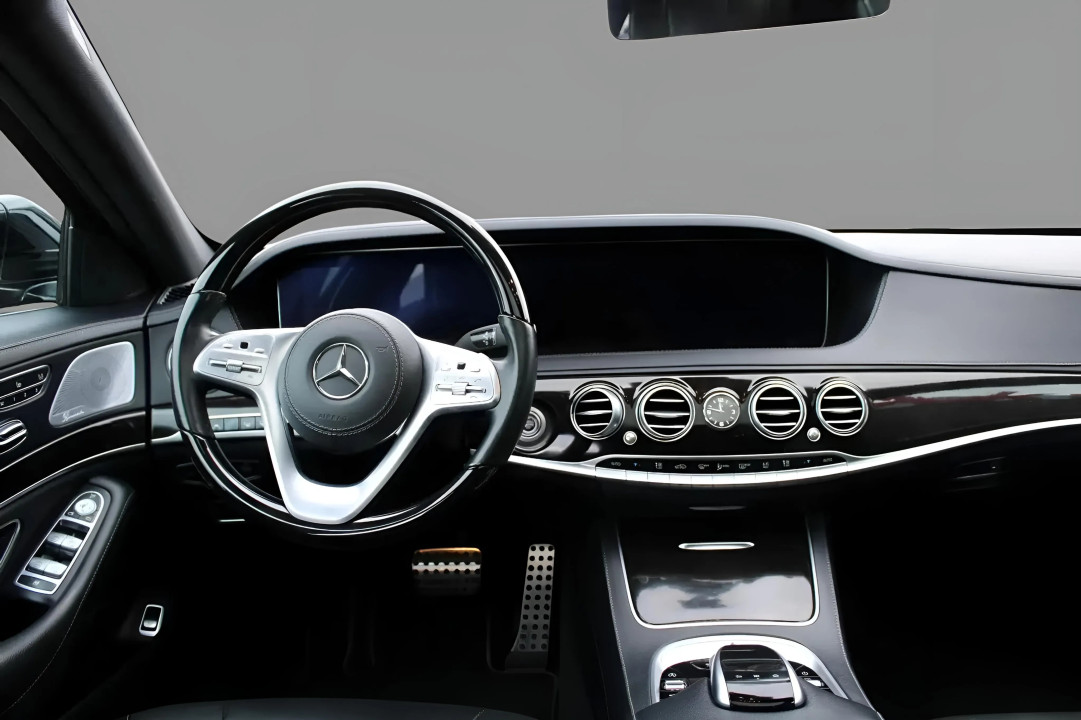 Mercedes-Benz S 350 d 4Matic AMG (3)