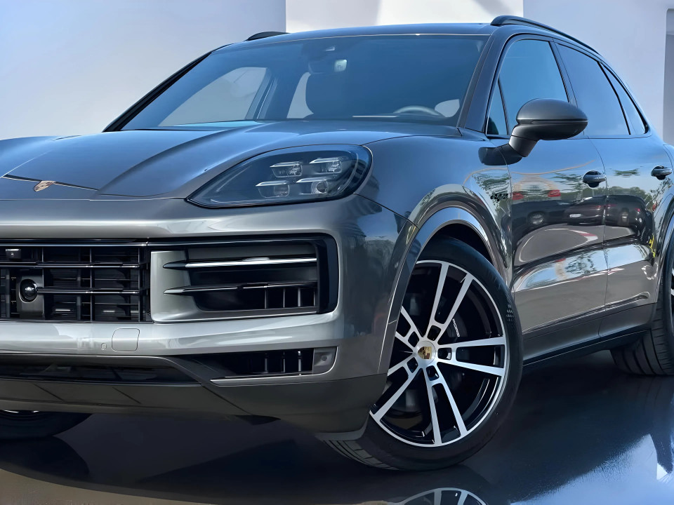 Porsche Cayenne E-Hybrid (2)