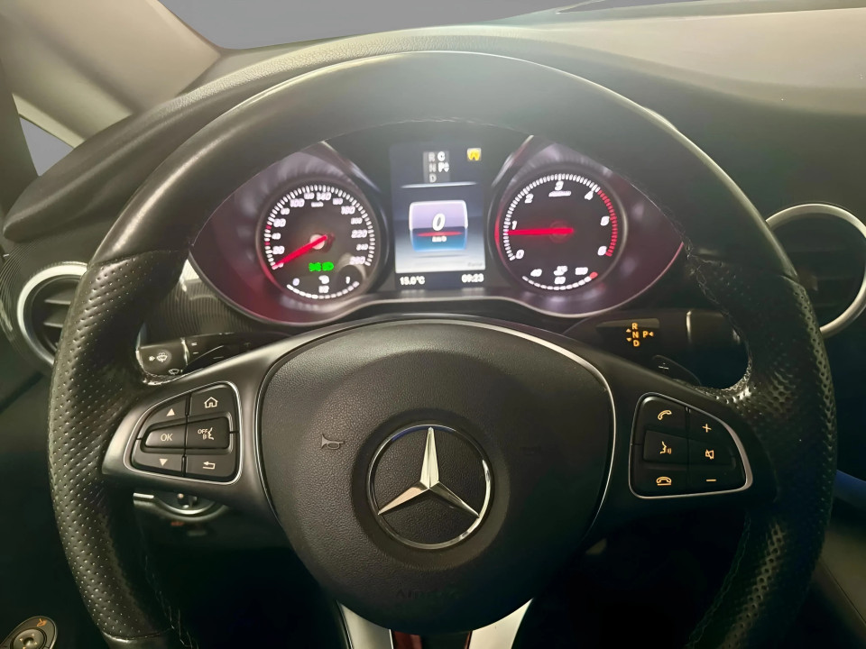 Mercedes-Benz V 220 CDI DISTRONIC Sport - foto 9