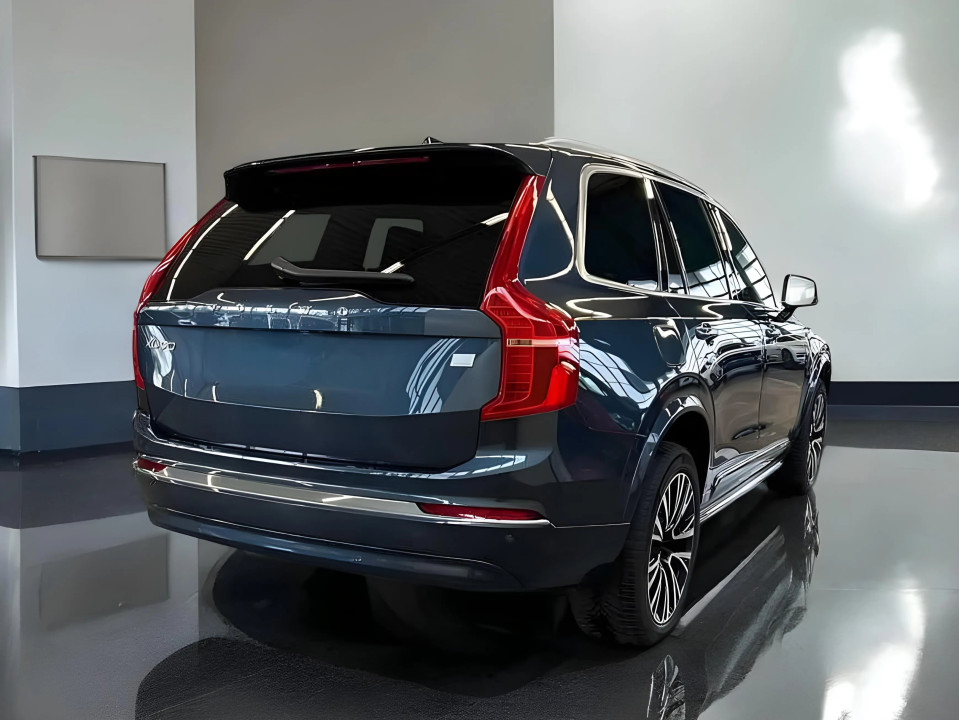 Volvo XC 90 Volvo XC90 Volvo Selekt logo T8 AWD Recharge Aut 7 Locuri (5)