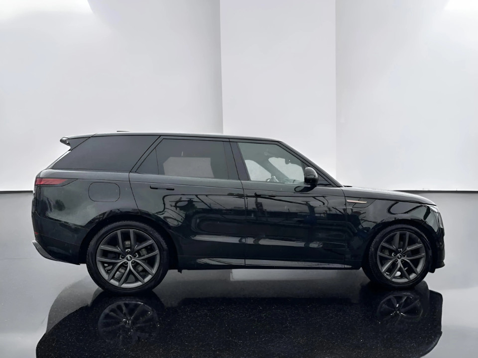 Land Rover Range Rover Sport D300 Dynamic HSE (3)