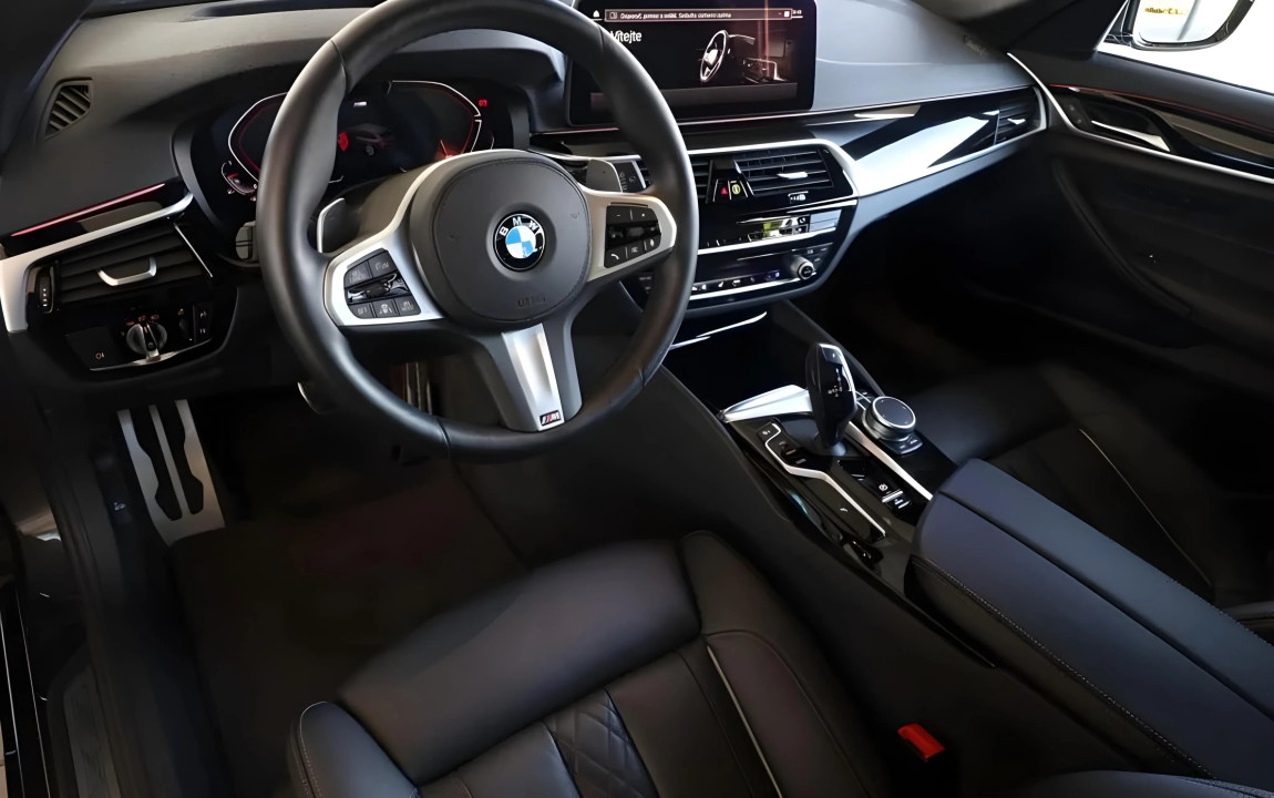 BMW Seria 5 540i xDrive Touring M-Sport - foto 7