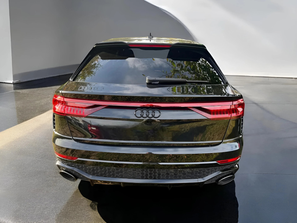 Audi RS Q8 TFSI quattro tiptronic (3)