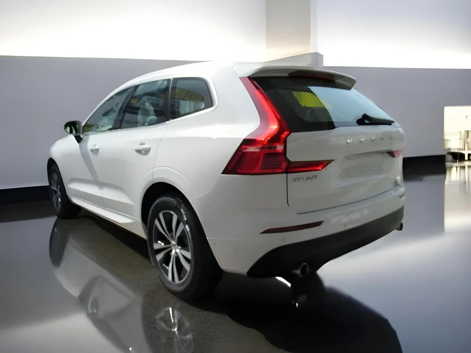 Volvo XC 60 D4 Momentum Pro (5)