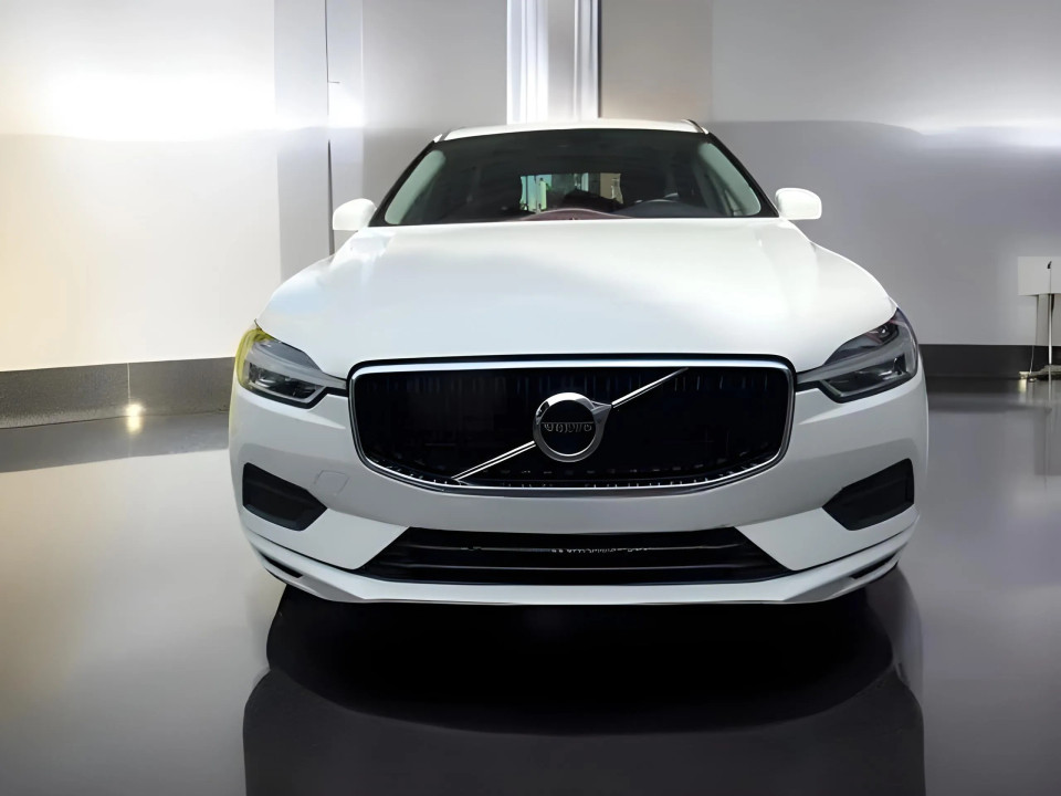 Volvo XC 60 D4 Momentum Pro (3)