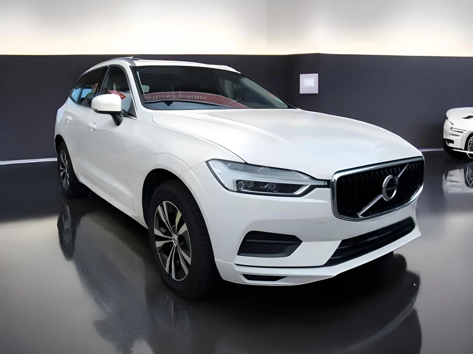 Volvo XC 60 D4 Momentum Pro (4)