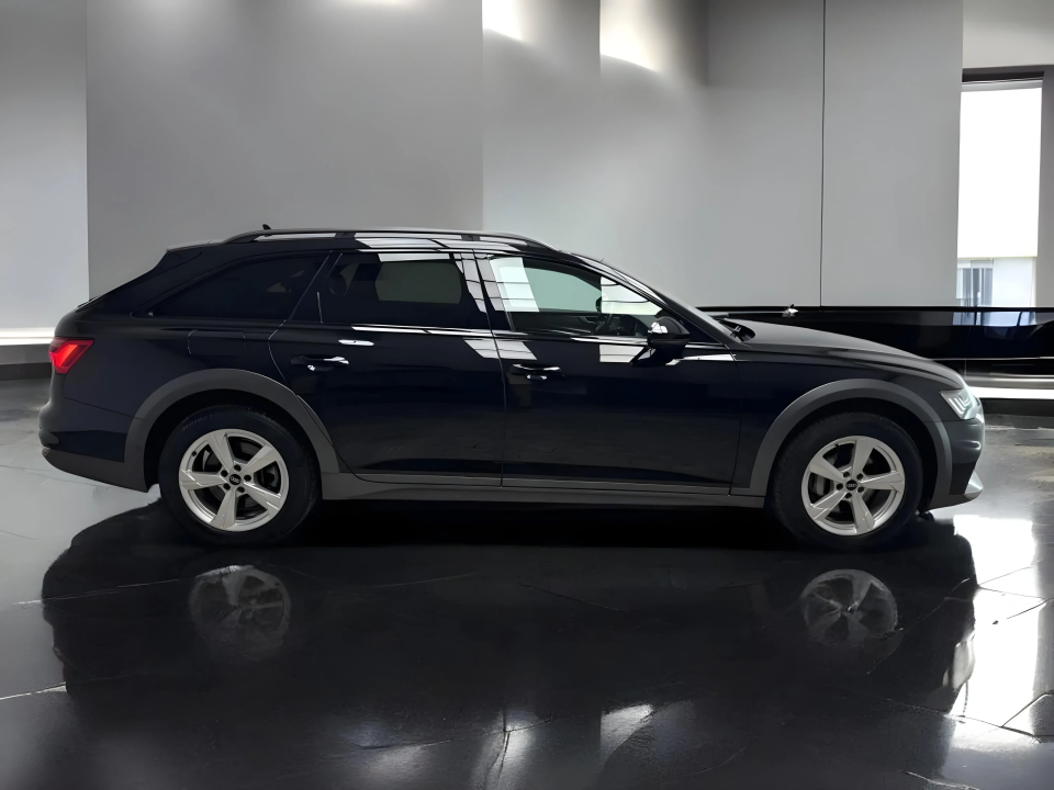 Audi A6 Allroad 50 TDI quattro tiptronic (2)