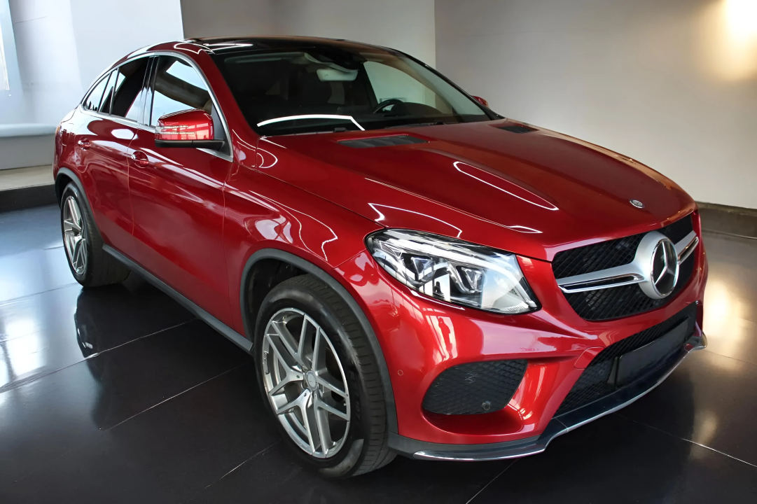 Mercedes-Benz GLE Coupe 350d 4MATIC AMG Line (1)