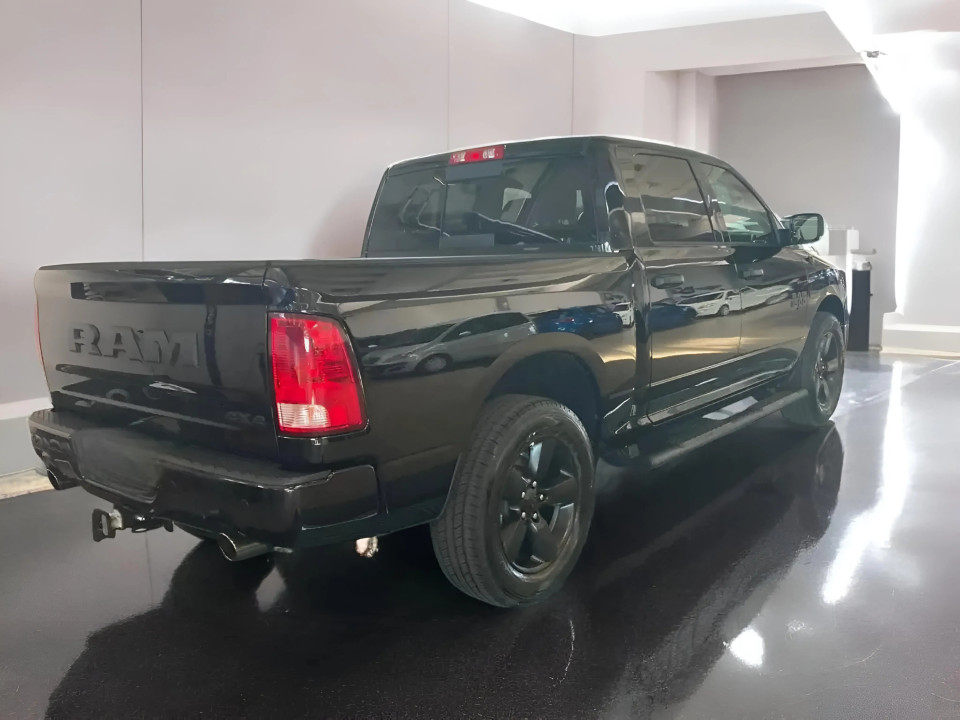 Dodge RAM 1500 Crew Cab (3)