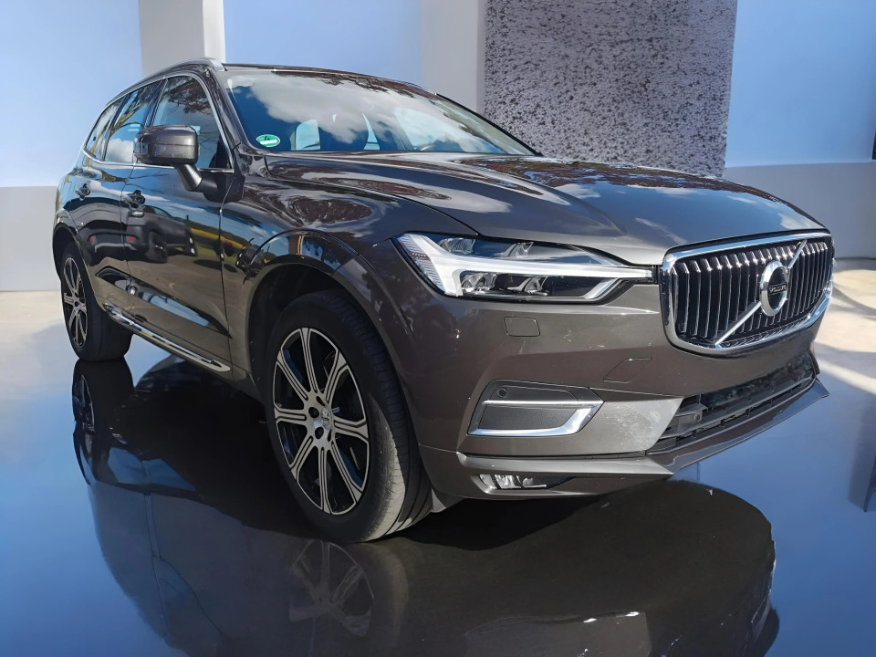 Volvo XC 60 D4 AWD Inscription (1)