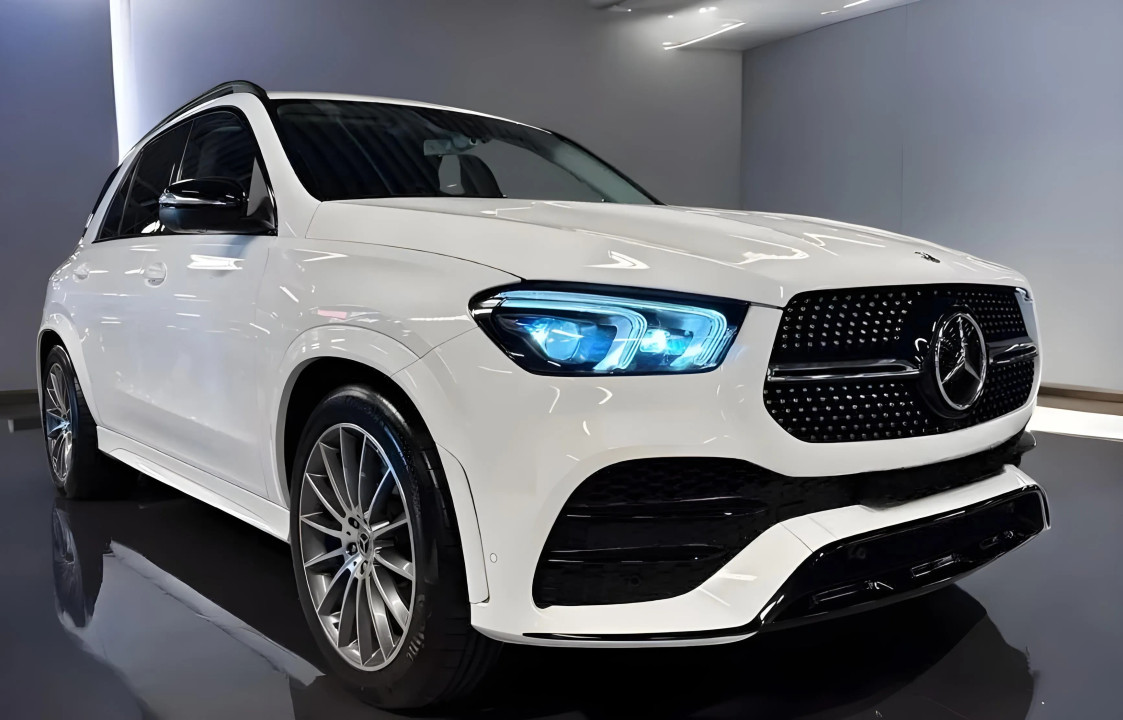 Mercedes-Benz GLE SUV 350d 4MATIC AMG Line (2)