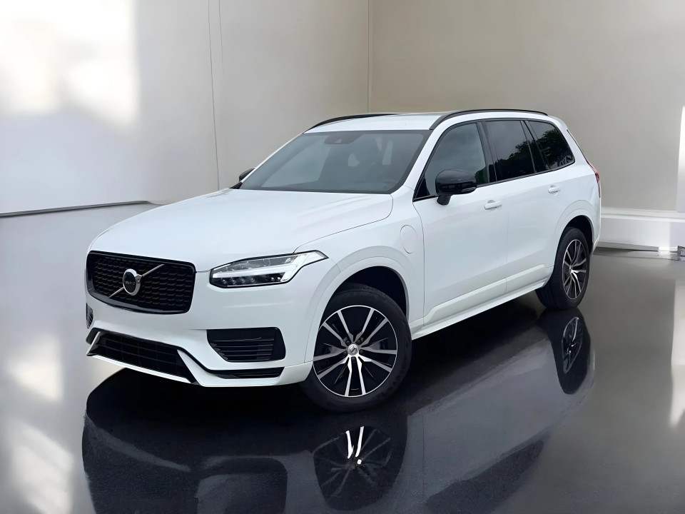 Volvo XC 90 T8 Recharge AWD R-Design (3)