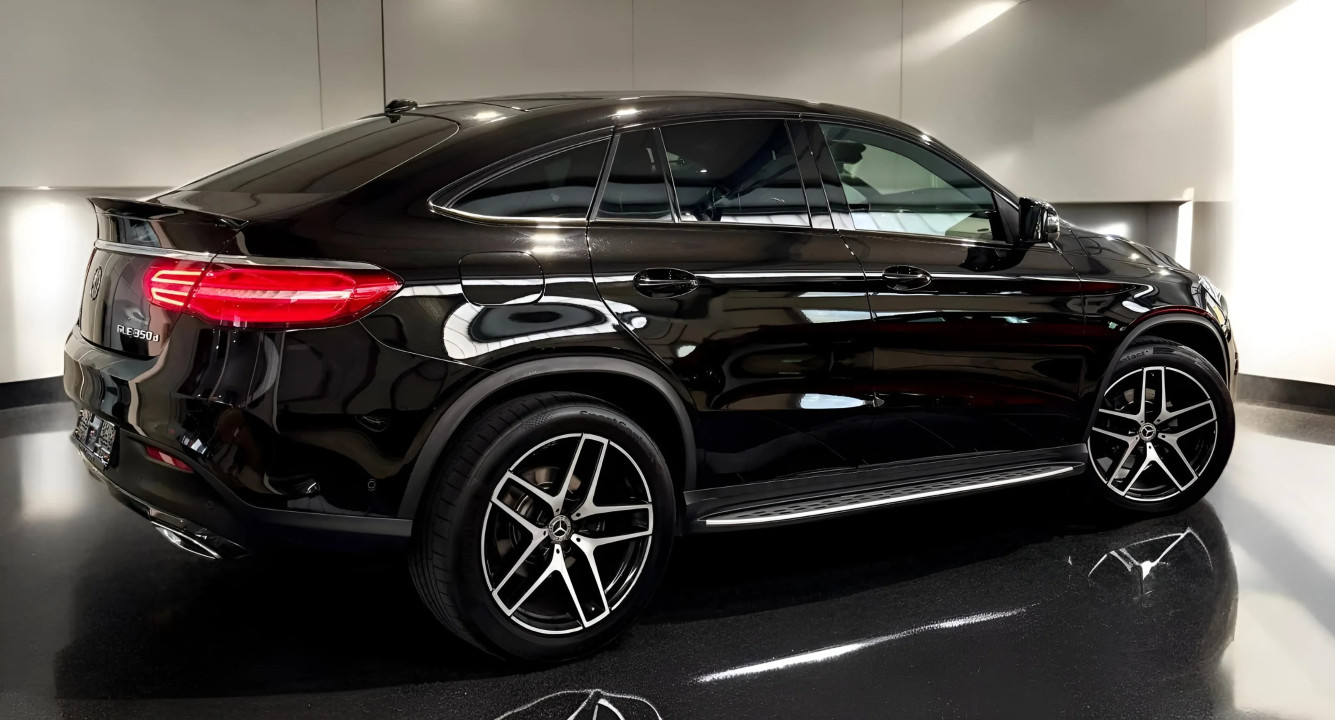 Mercedes-Benz GLE Coupe 350d 4MATIC AMG Line (4)