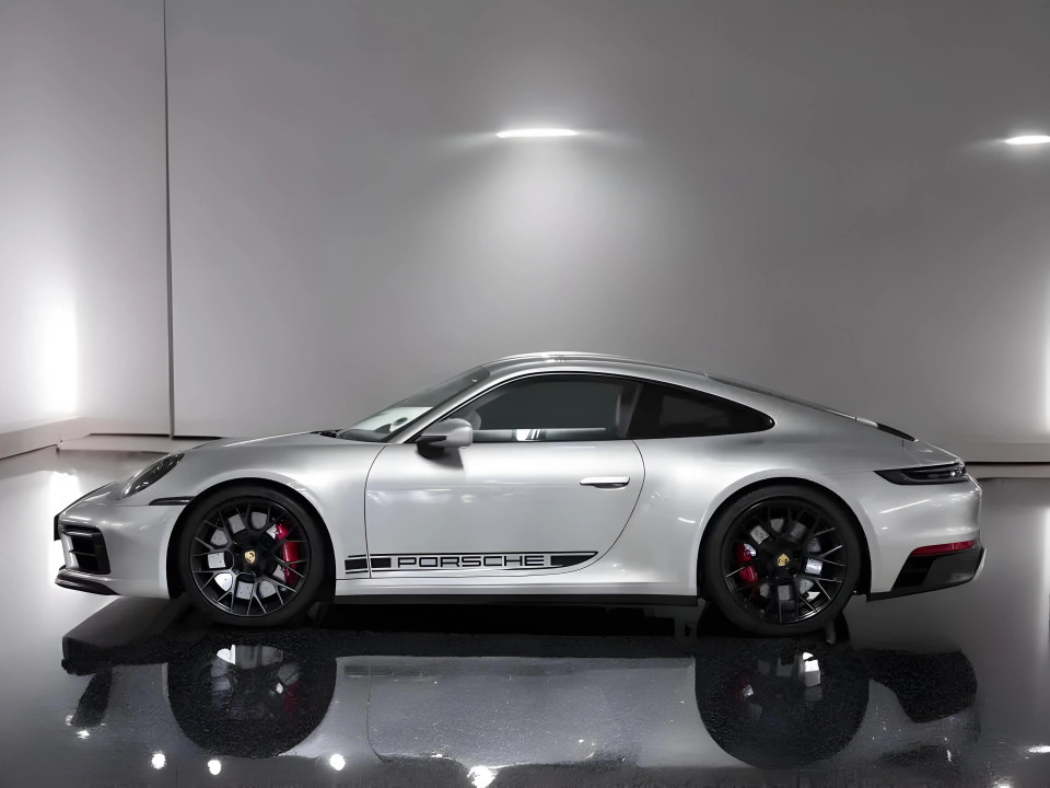 Porsche 911 Carrera GTS (992 I) (3)