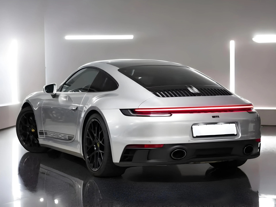 Porsche 911 Carrera GTS (992 I) (4)