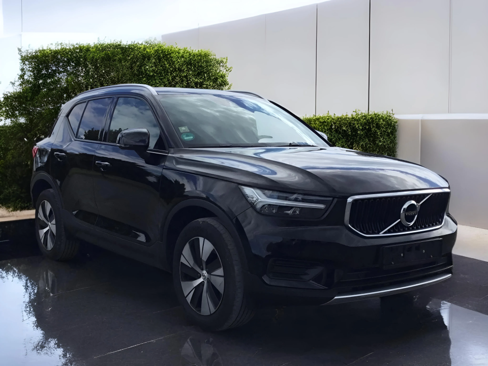 Volvo XC 40 T5 Recharge Momentum Pro (1)