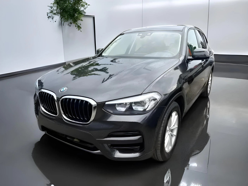 BMW X3 xDrive30e Advantage (3)