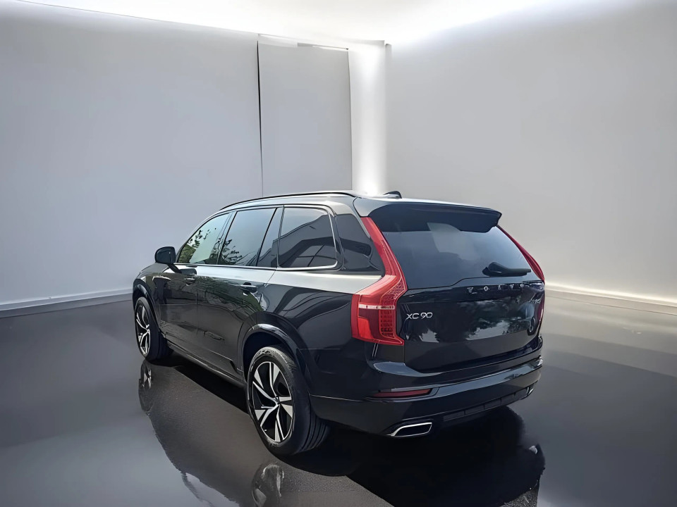 Volvo XC 90 B5 AWD MHEV R-Design 7 locuri (4)