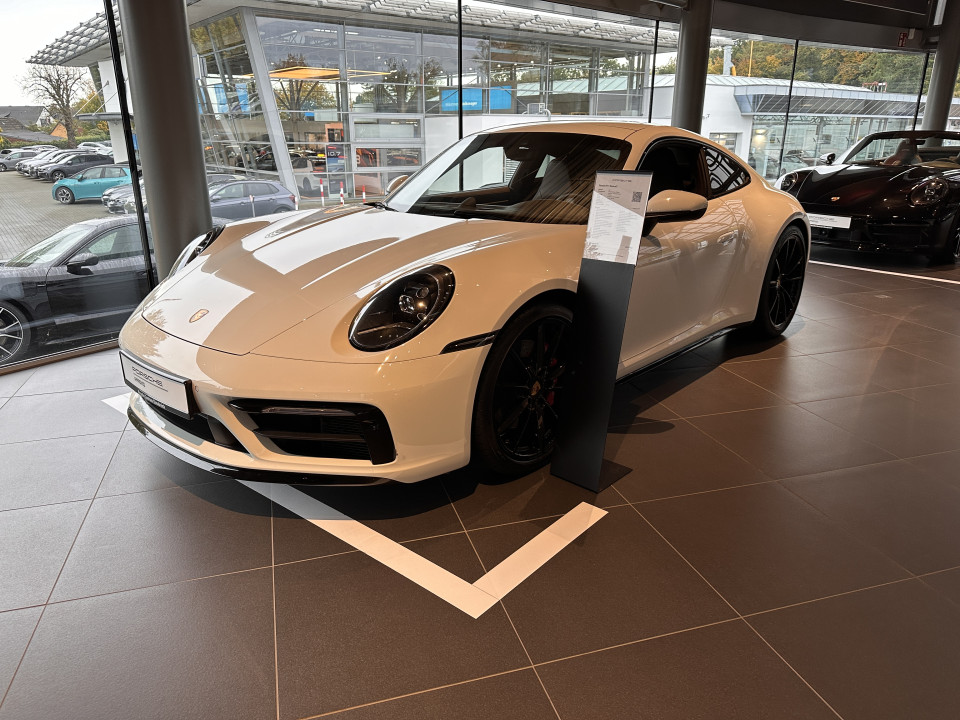 Porsche 911 Carrera S (992) (3)