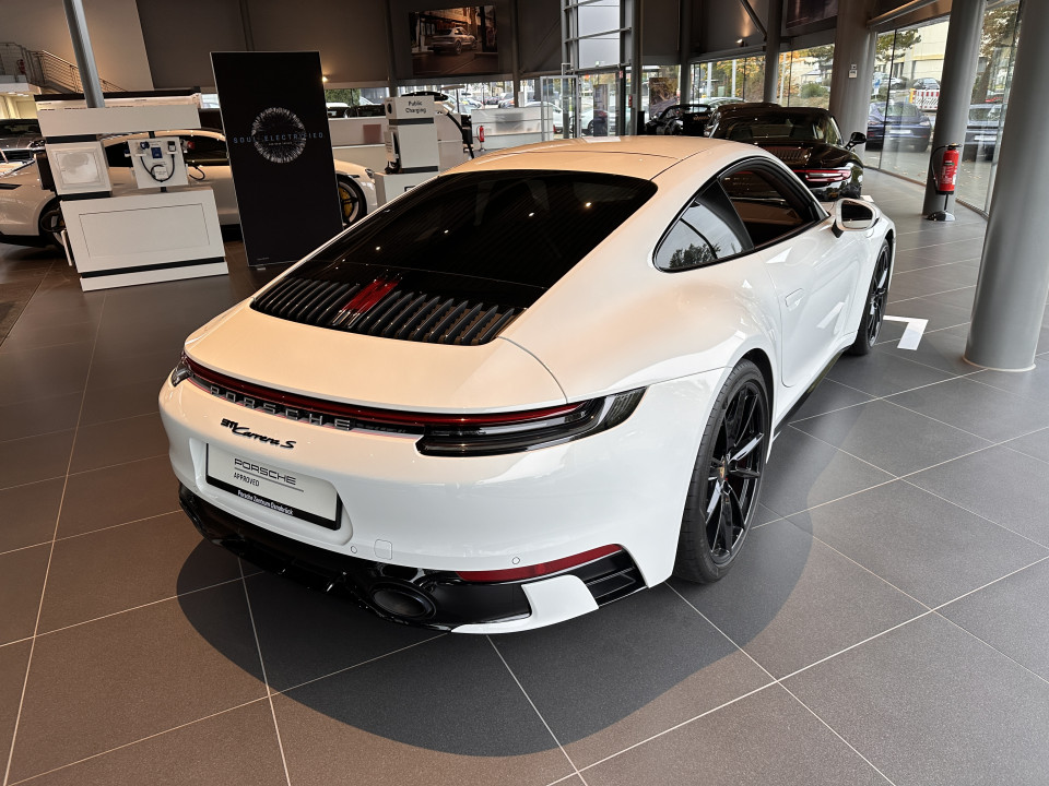 Porsche 911 Carrera S (992) - foto 6