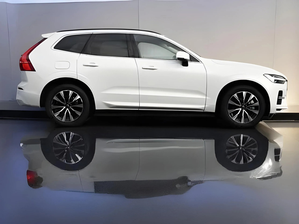 Volvo XC 60 B4 MHEV Core (2)