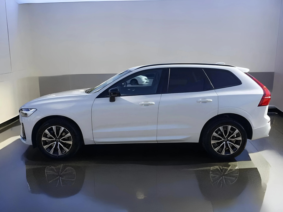 Volvo XC 60 B4 AWD MHEV Plus Dark - foto 6