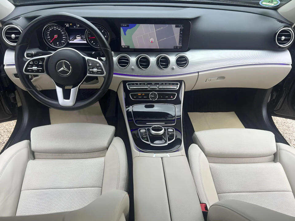 Mercedes-Benz E 220d Avantgarde - foto 11