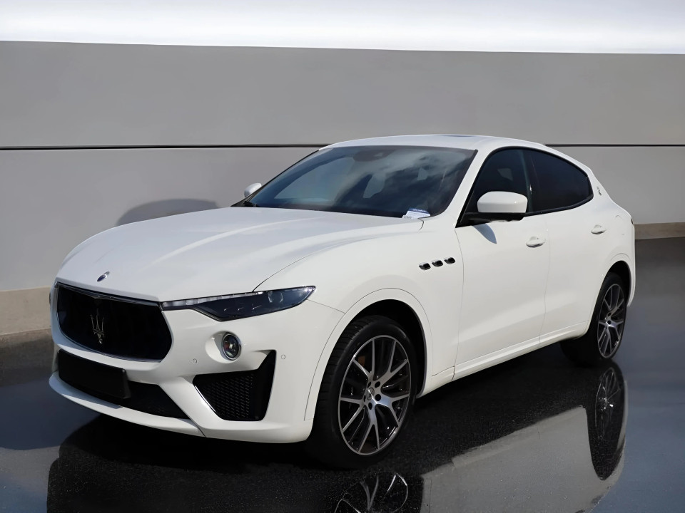 Maserati Levante GTS Q4 (1)