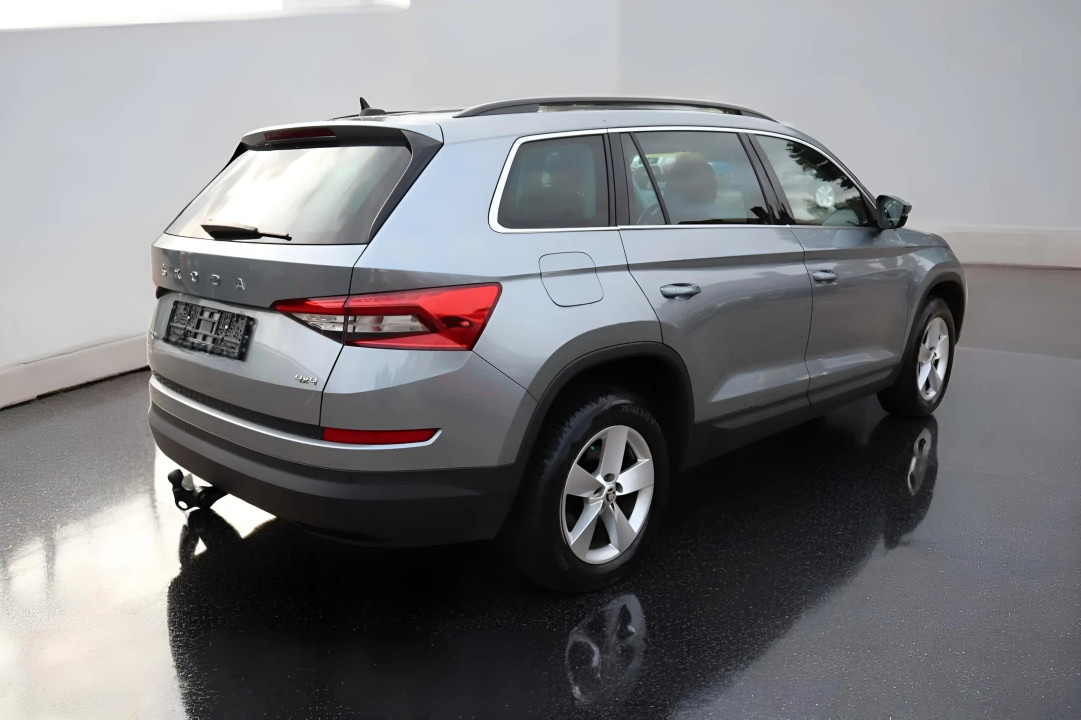 Skoda Kodiaq Ambition 2.0 TDI DSG 4x4 7 locuri (2)