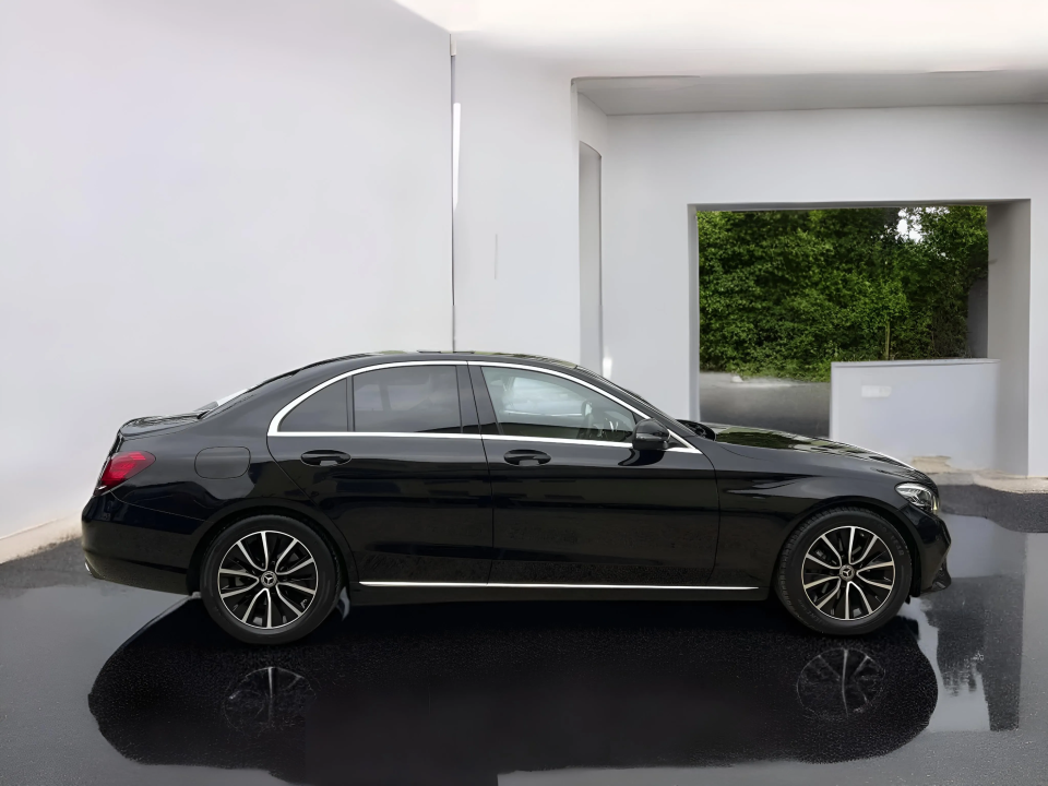 Mercedes-Benz C 220d 9G-Tronic Avantgarde (2)