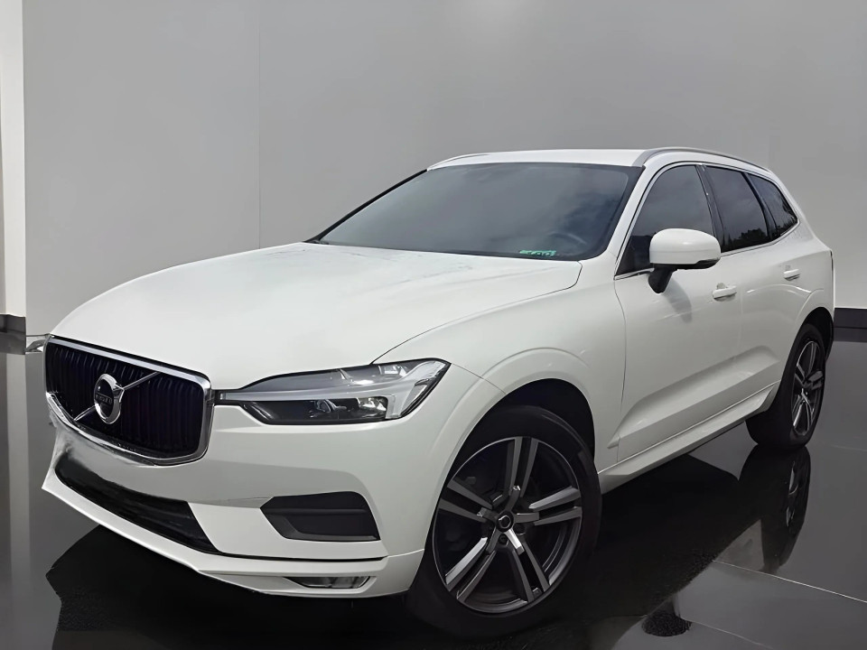 Volvo XC 60 B4 AWD MHEV Momentum Pro - foto 7