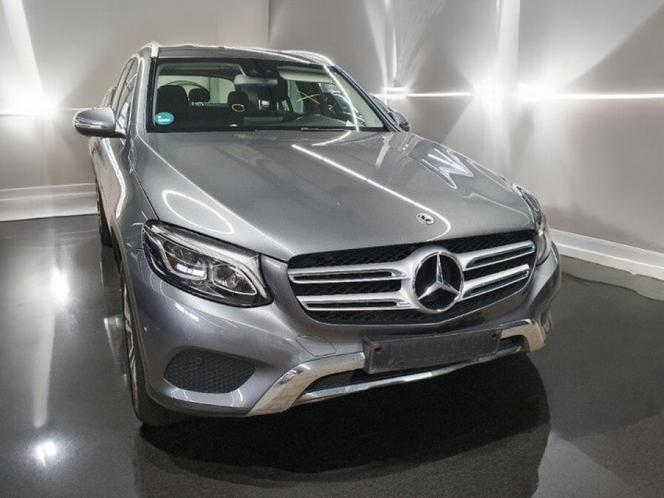 Mercedes-Benz GLC SUV 220d 4MATIC (1)