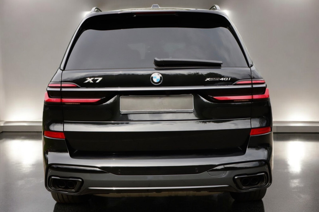 BMW X7 xDrive40i M-Sport (4)