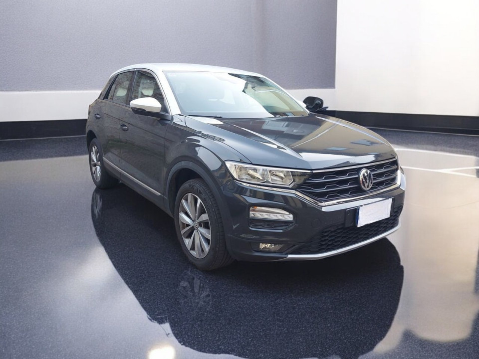 Volkswagen T-ROC 1.5 TSI DSG Style (1)