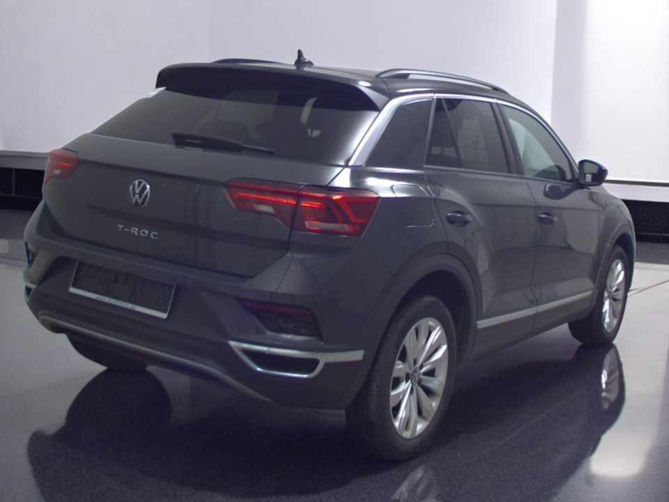 Volkswagen T-ROC 1.5 TSI DSG (3)