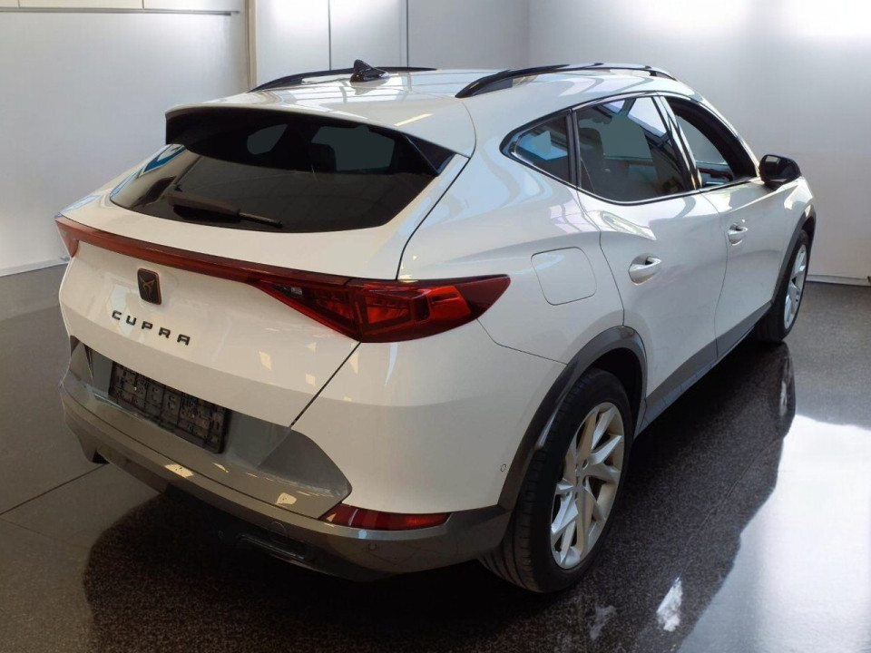 Cupra Formentor 1.4 TSI e-Hybrid DSG (2)