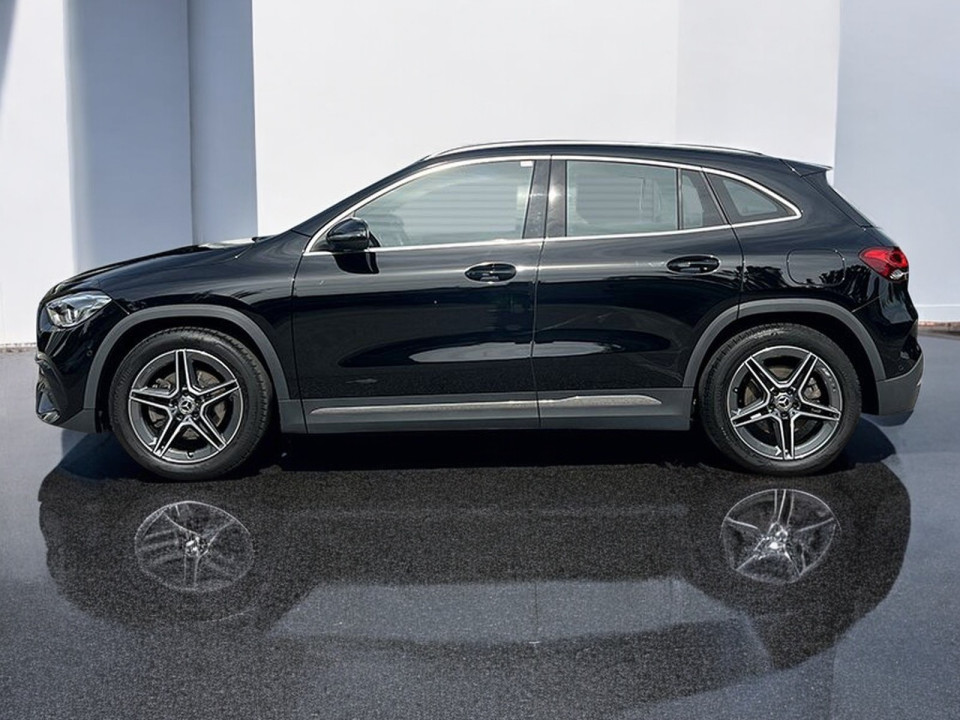 Mercedes-Benz GLA 220 d 4MATIC AMG line - foto 8