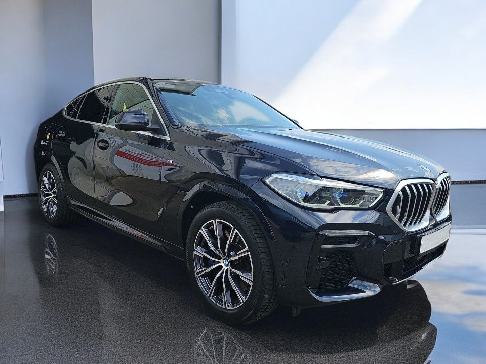 BMW X6 xDrive40d Pachet M (2)