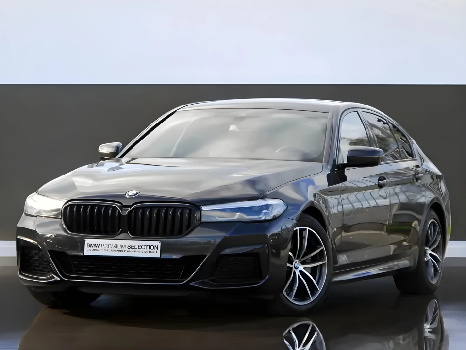 BMW Seria 5 520d sDrive M-Sport (1)