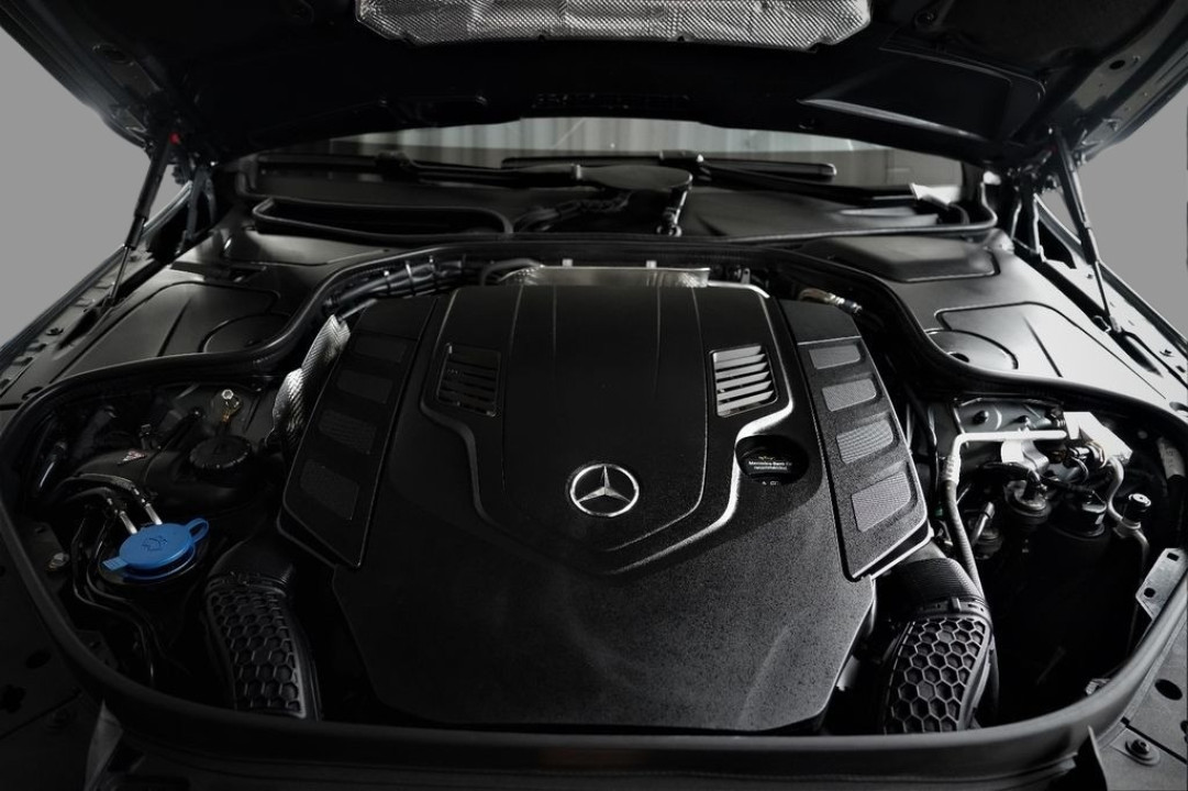 Mercedes-Benz S 560 4MATIC Long AMG Line - foto 18