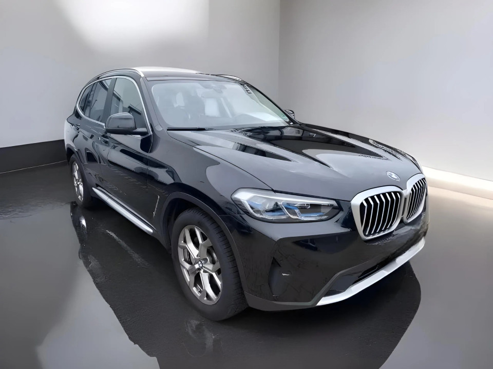 BMW X3 xDrive30i (1)