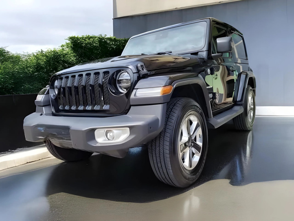 Jeep Wrangler Sahara (1)