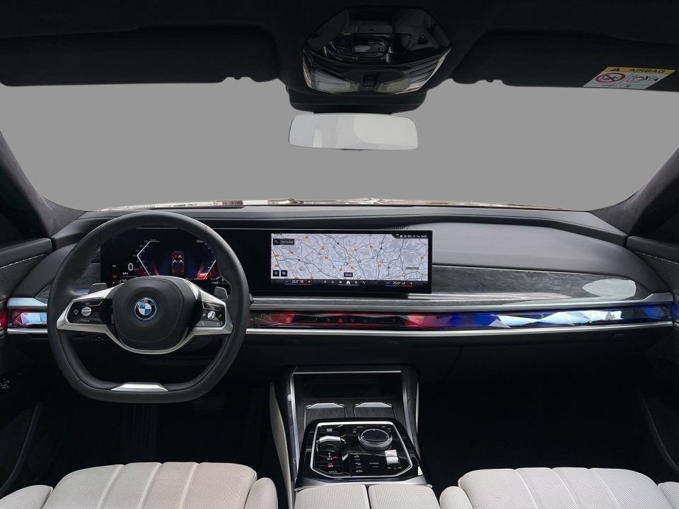 BMW Seria 7 BMW 750e xDrive (4)