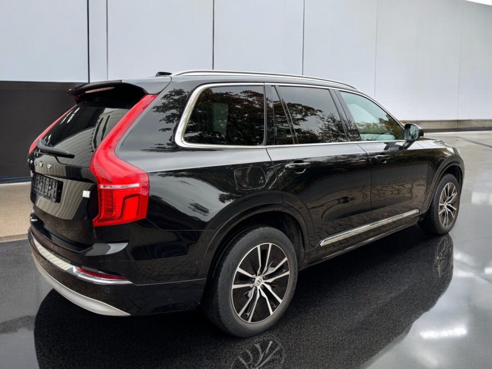 Volvo XC 90 T8 Inscription Expression (4)