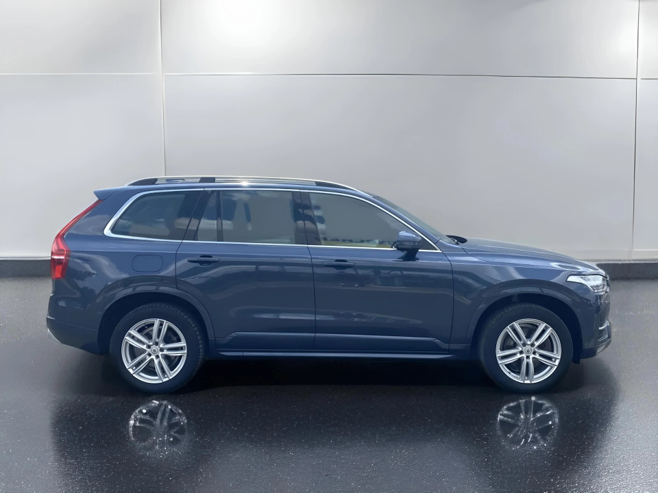 Volvo XC 90 D5 AWD Momentum (2)