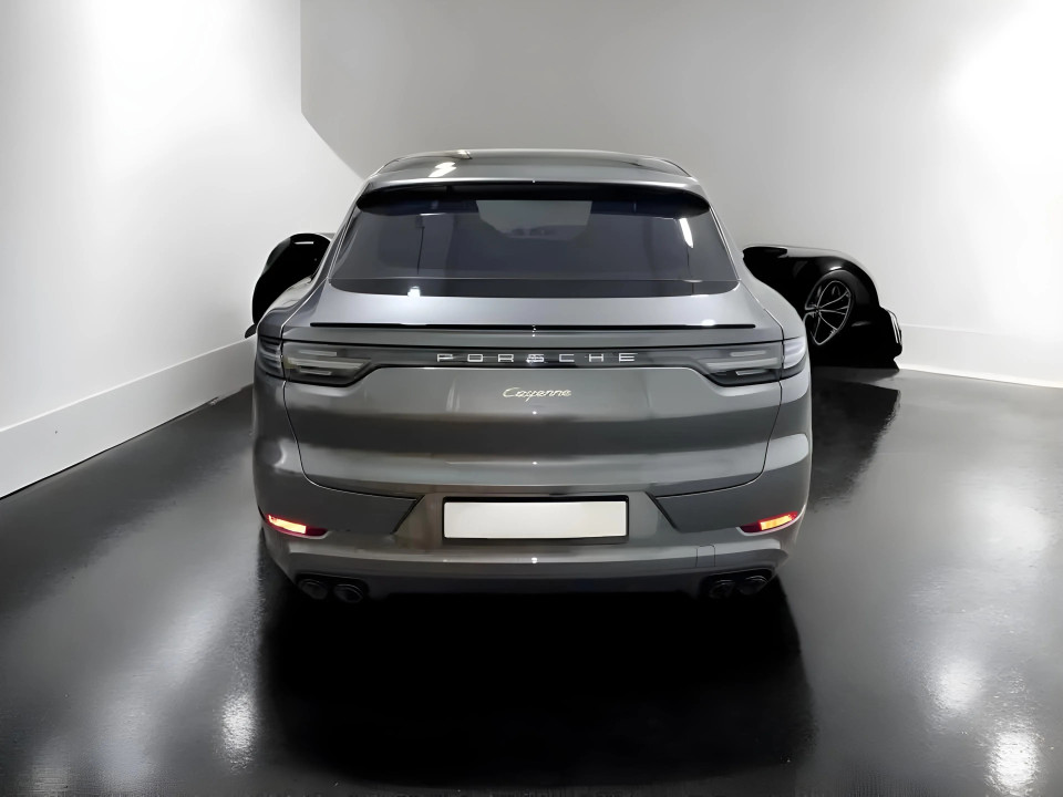 Porsche Cayenne Coupe E-Hybrid (4)