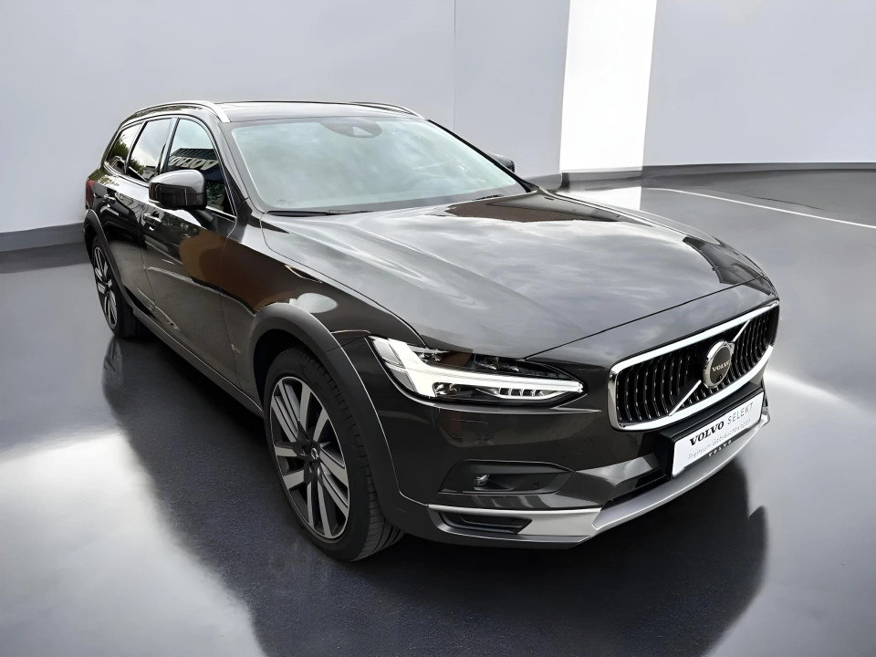 Volvo V90 Cross Country B5 AWD Geartronic (1)