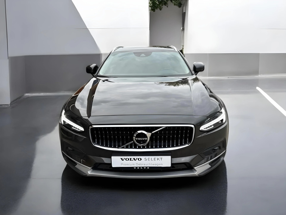 Volvo V90 Cross Country B5 AWD Geartronic (2)