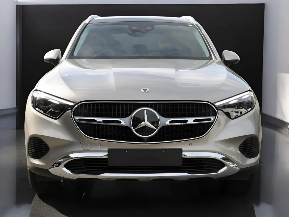 Mercedes-Benz GLC SUV 300e 4MATIC (2)