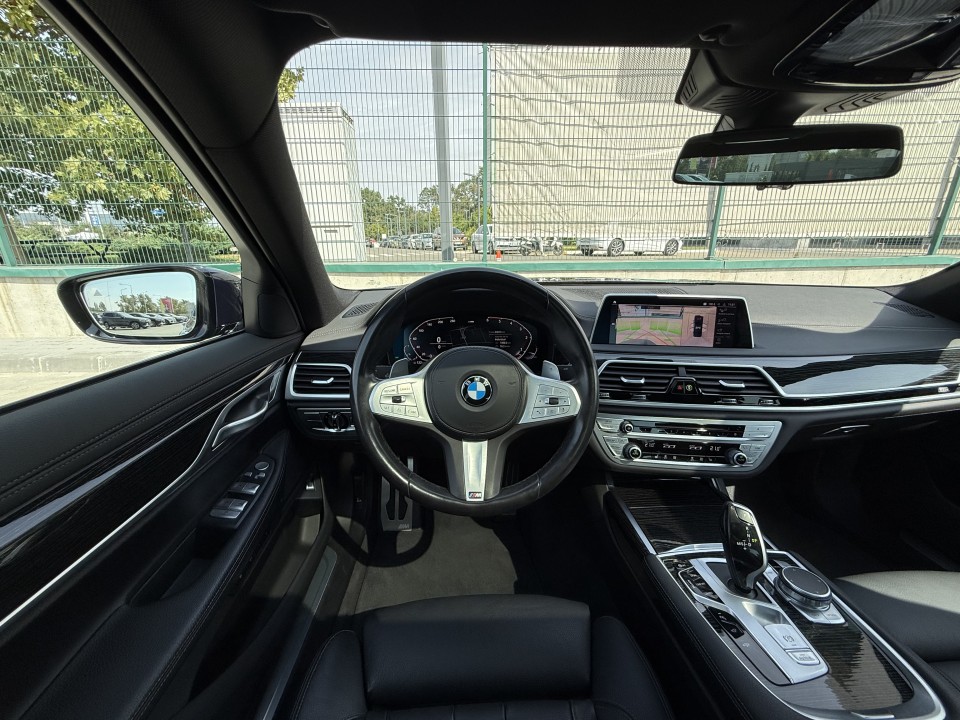 BMW Seria 7 730d xDrive M-Sport - foto 22